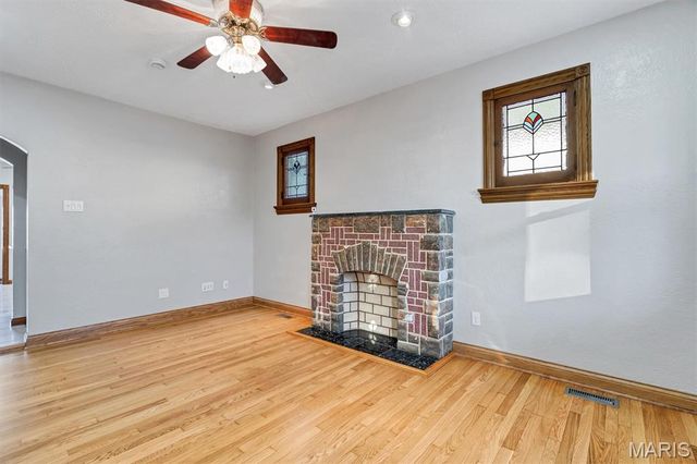 5923 Scanlan Avenue, St Louis, MO 63139