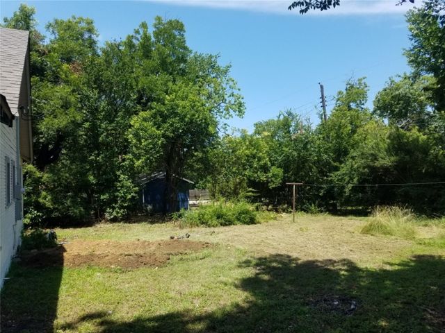 2909 Avenue A, Fort Worth, TX 76105