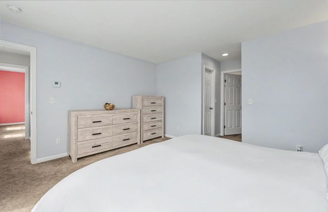 3 Jadyns Way, Raymond, NH 03077