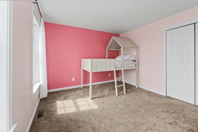 3 Jadyns Way, Raymond, NH 03077