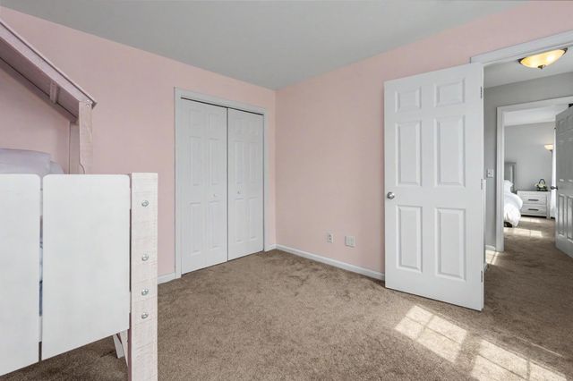 3 Jadyns Way, Raymond, NH 03077