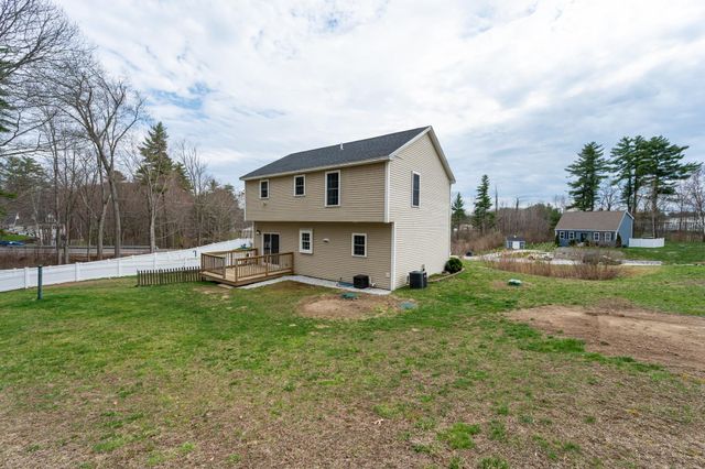 3 Jadyns Way, Raymond, NH 03077