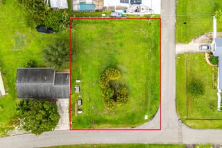 721 SE Fallon Drive, Port St Lucie, FL 34983