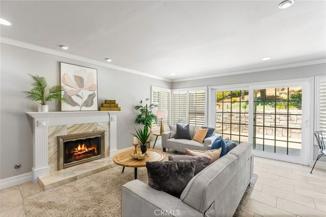 25805 Chapel Hill, Lake Forest, CA 92630