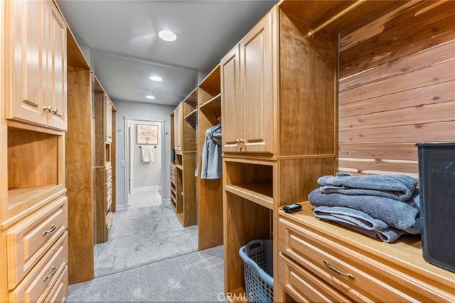 25805 Chapel Hill, Lake Forest, CA 92630