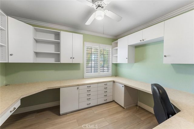 25805 Chapel Hill, Lake Forest, CA 92630