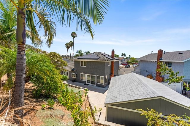 25805 Chapel Hill, Lake Forest, CA 92630