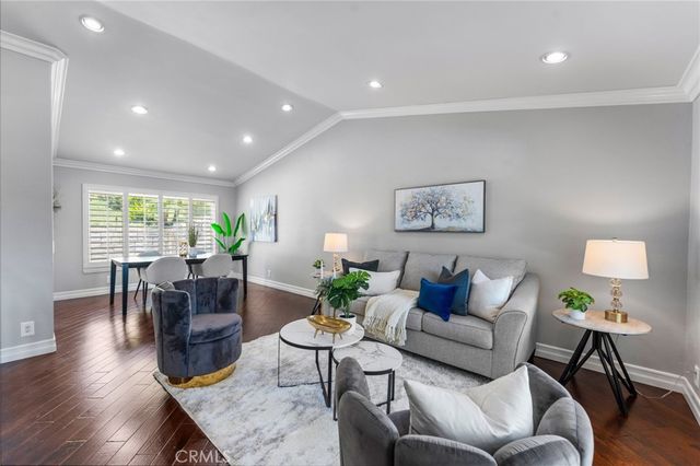 25805 Chapel Hill, Lake Forest, CA 92630