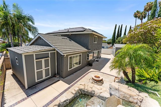 25805 Chapel Hill, Lake Forest, CA 92630