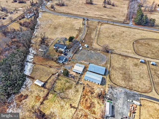 22244 SAM FRED RD, Middleburg, VA 20117