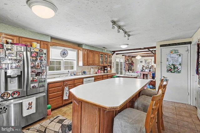 22244 SAM FRED RD, Middleburg, VA 20117