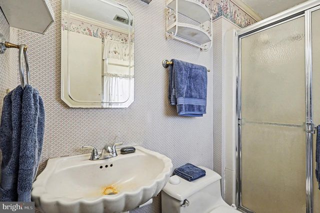 22244 SAM FRED RD, Middleburg, VA 20117