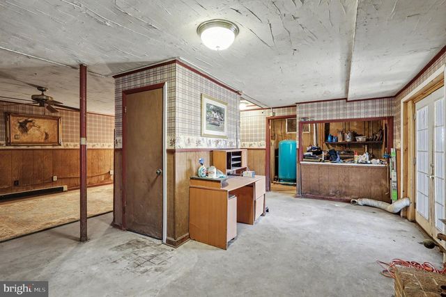 22244 SAM FRED RD, Middleburg, VA 20117