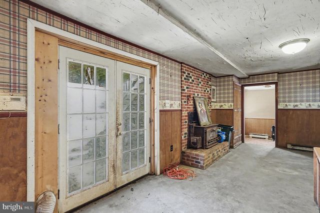 22244 SAM FRED RD, Middleburg, VA 20117