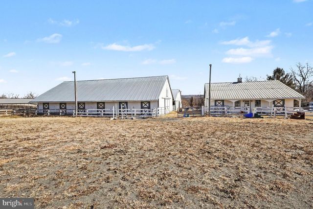 22244 SAM FRED RD, Middleburg, VA 20117