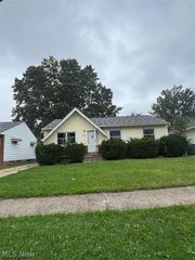 931 E 245th Street, Euclid, OH 44123