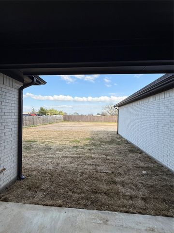 1920 Brown Street, Balch Springs, TX 75180