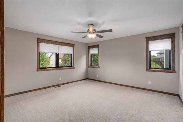 1633 Rolling Hills Lane, River Falls, WI 54022