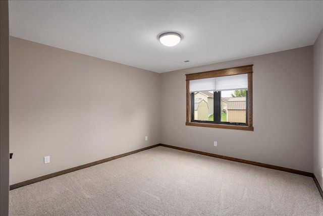 1633 Rolling Hills Lane, River Falls, WI 54022