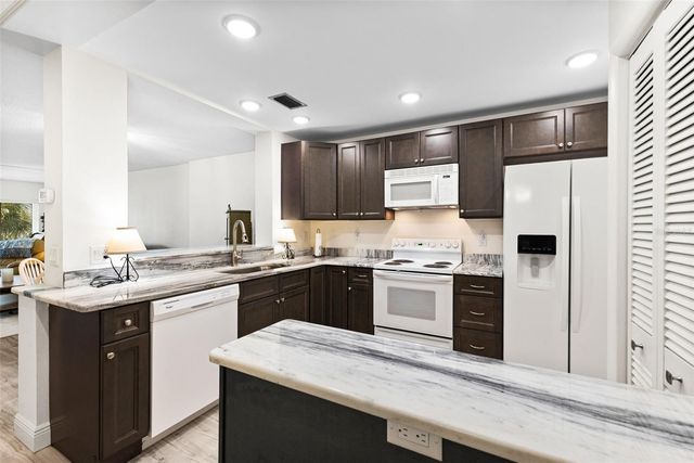 100 BLUFF VIEW DRIVE 207B, Belleair Bluffs, FL 33770