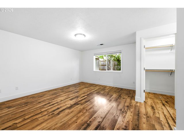 2453 Sw PEGGY St, Mc Minnville, OR 97128