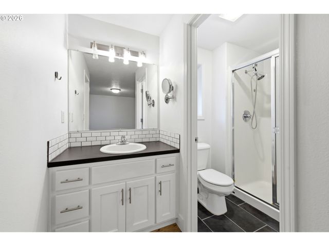 2453 Sw PEGGY St, Mc Minnville, OR 97128