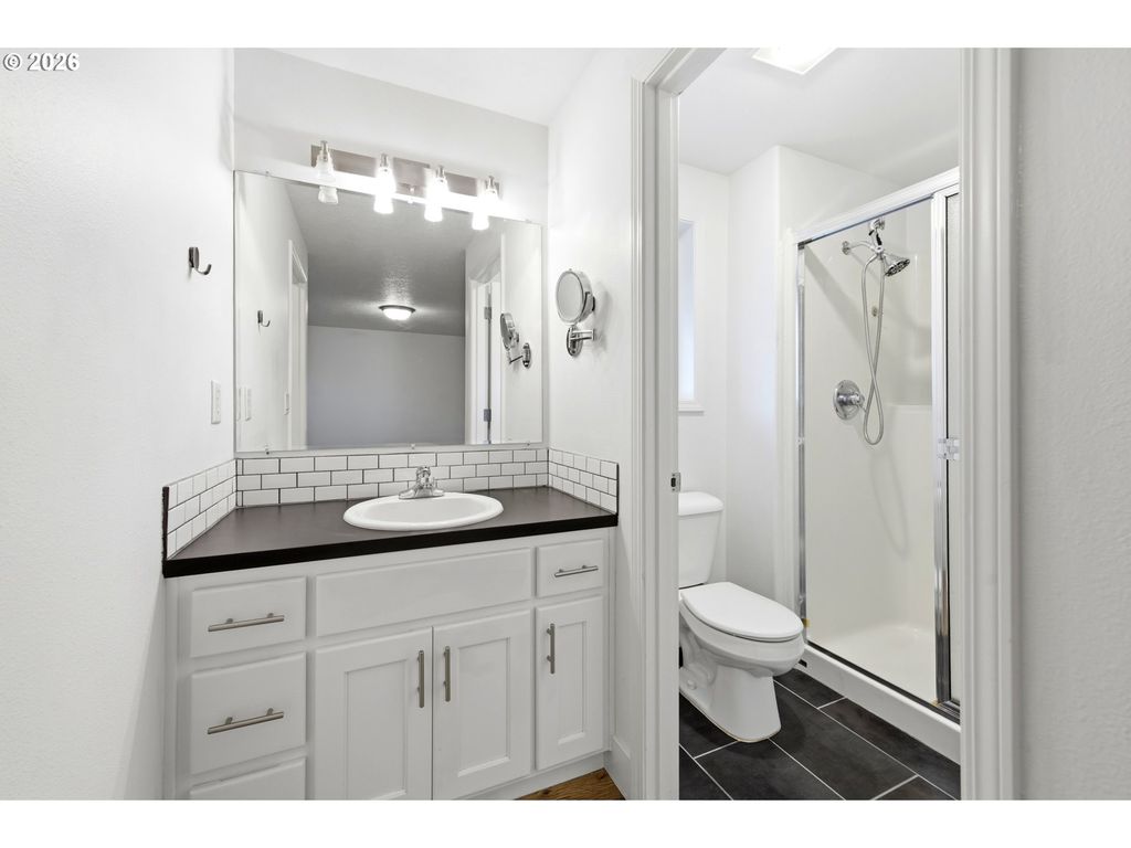 Image 21 of property listing at 2453 Sw PEGGY St, Mc Minnville, OR 97128