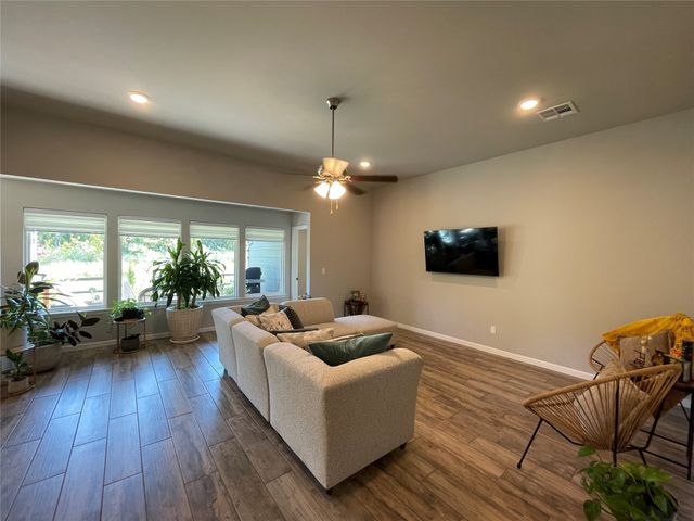 3721 N 39th Street, Broken Arrow, OK 74014