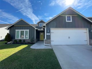 3721 N 39th Street, Broken Arrow, OK 74014
