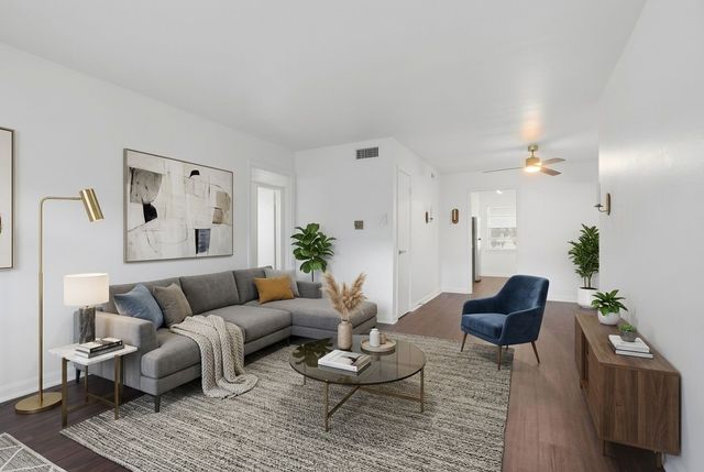 3031 Mahanna Springs Drive, Dallas, TX 75235