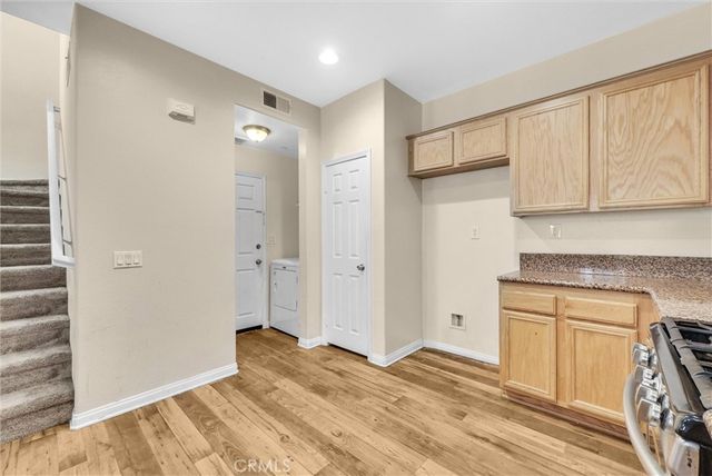 1927 Kenton, Riverside, CA 92501