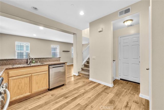 1927 Kenton, Riverside, CA 92501