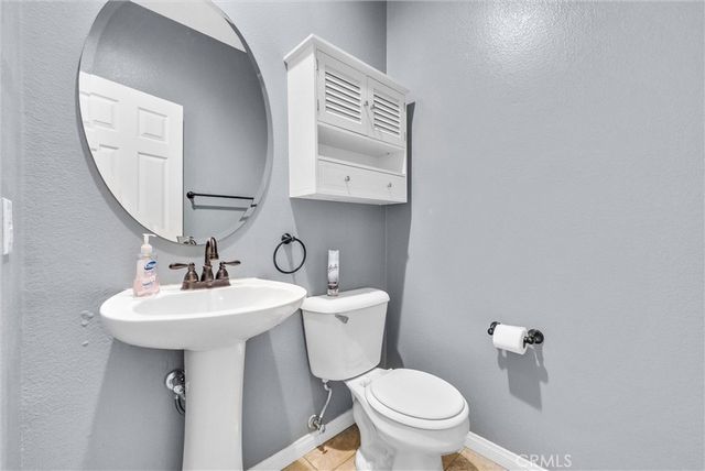 1927 Kenton, Riverside, CA 92501