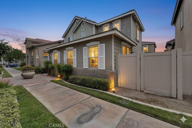 1927 Kenton, Riverside, CA 92501