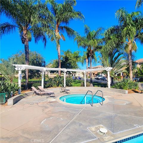 1927 Kenton, Riverside, CA 92501