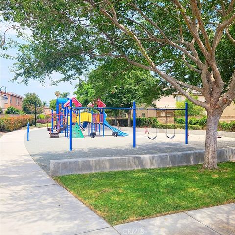 1927 Kenton, Riverside, CA 92501