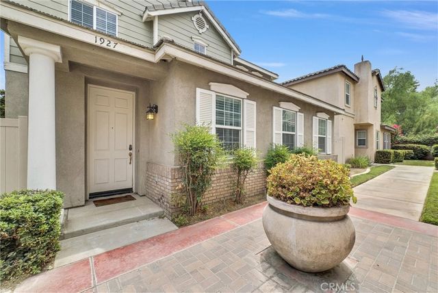 1927 Kenton, Riverside, CA 92501