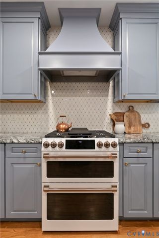 2105 Grove Ave, Richmond, VA 23220