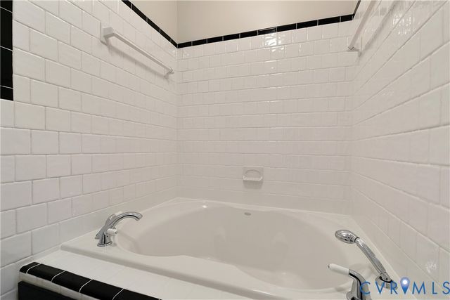 2105 Grove Ave, Richmond, VA 23220
