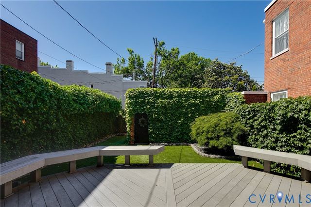 2105 Grove Ave, Richmond, VA 23220