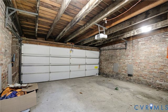 2105 Grove Ave, Richmond, VA 23220