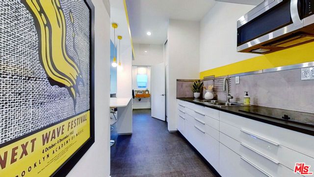 2717 Lytelle Place, Los Angeles, CA 90065