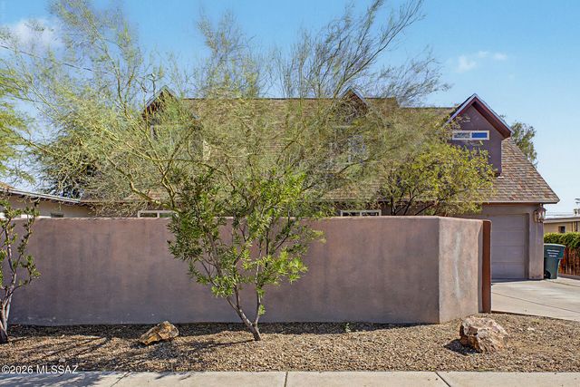 744 E Adams Street, Tucson, AZ 85719