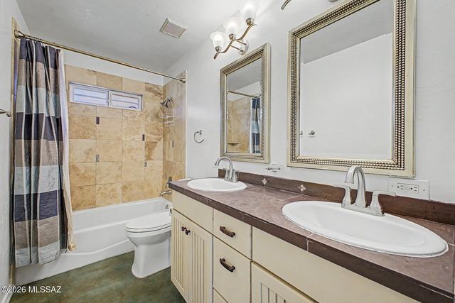 744 E Adams Street, Tucson, AZ 85719