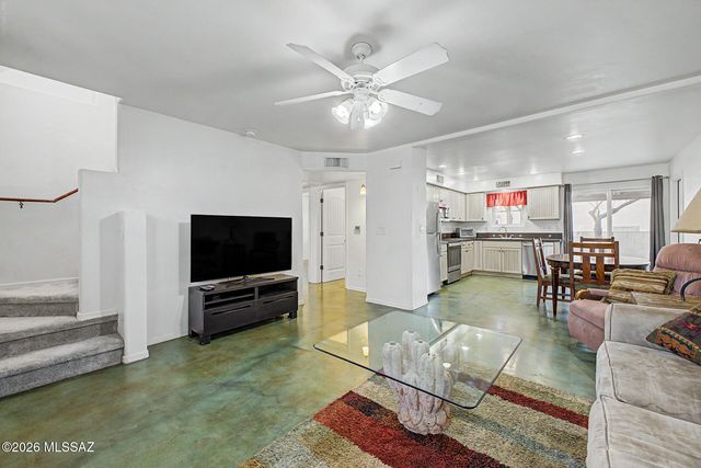 744 E Adams Street, Tucson, AZ 85719