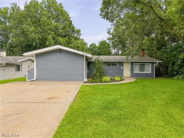 9103 Cranbrook Drive, Northfield Village, OH 44067