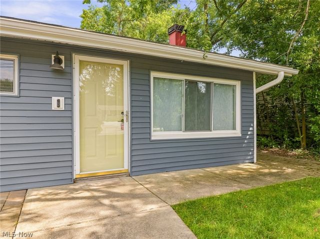9103 Cranbrook Drive, Northfield Village, OH 44067