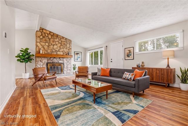 9103 Cranbrook Drive, Northfield Village, OH 44067