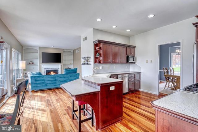1071 COUNTRY CLUB RD, Camp Hill, PA 17011