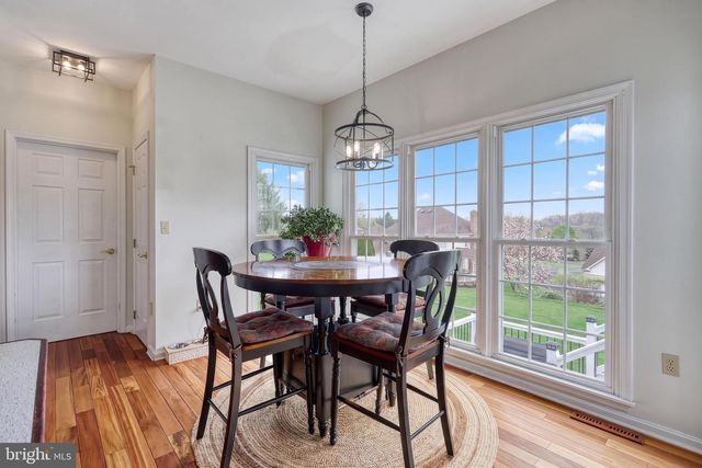 1071 COUNTRY CLUB RD, Camp Hill, PA 17011
